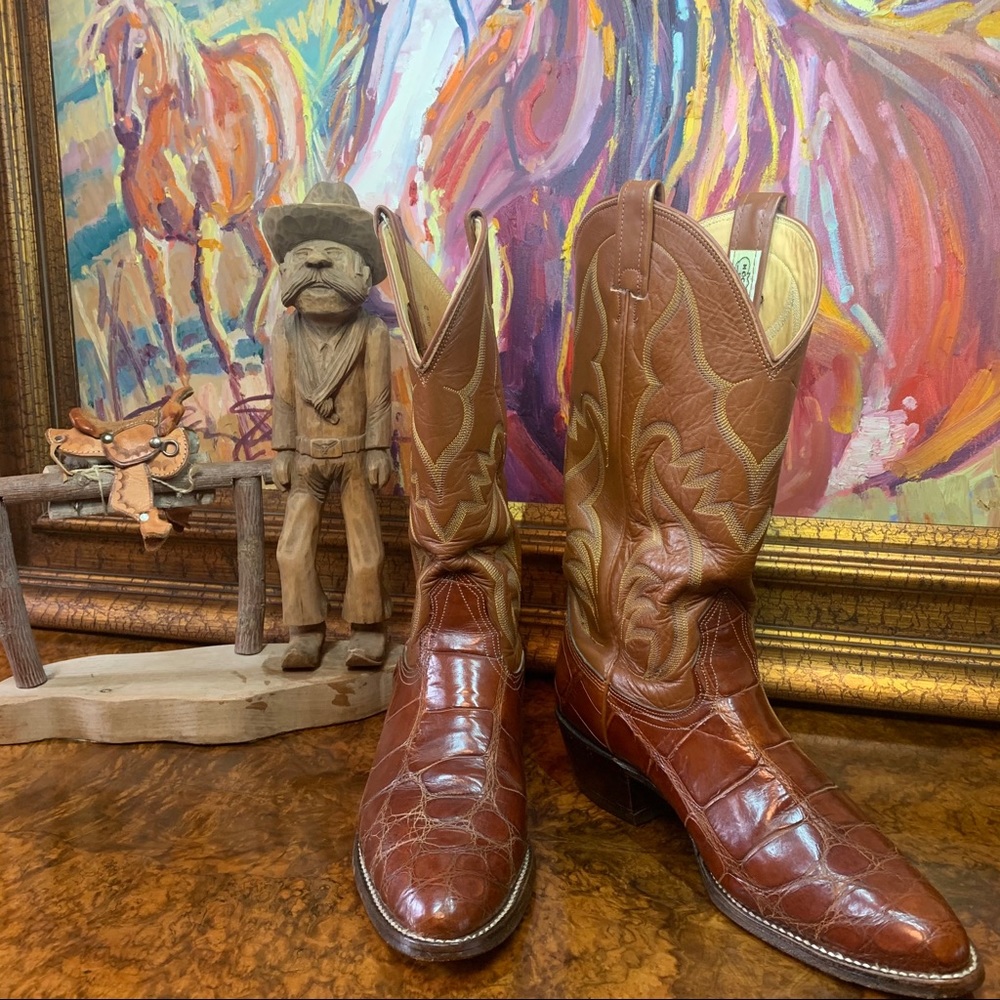 VERY RARE VINTAGE NOCONA ALLIGATOR COWBOY BOOTS